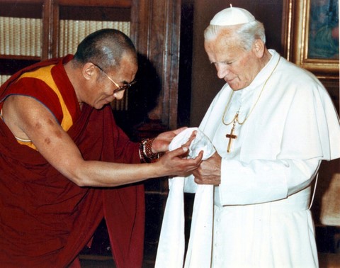 Dalaï lama et Karol Wojtyla